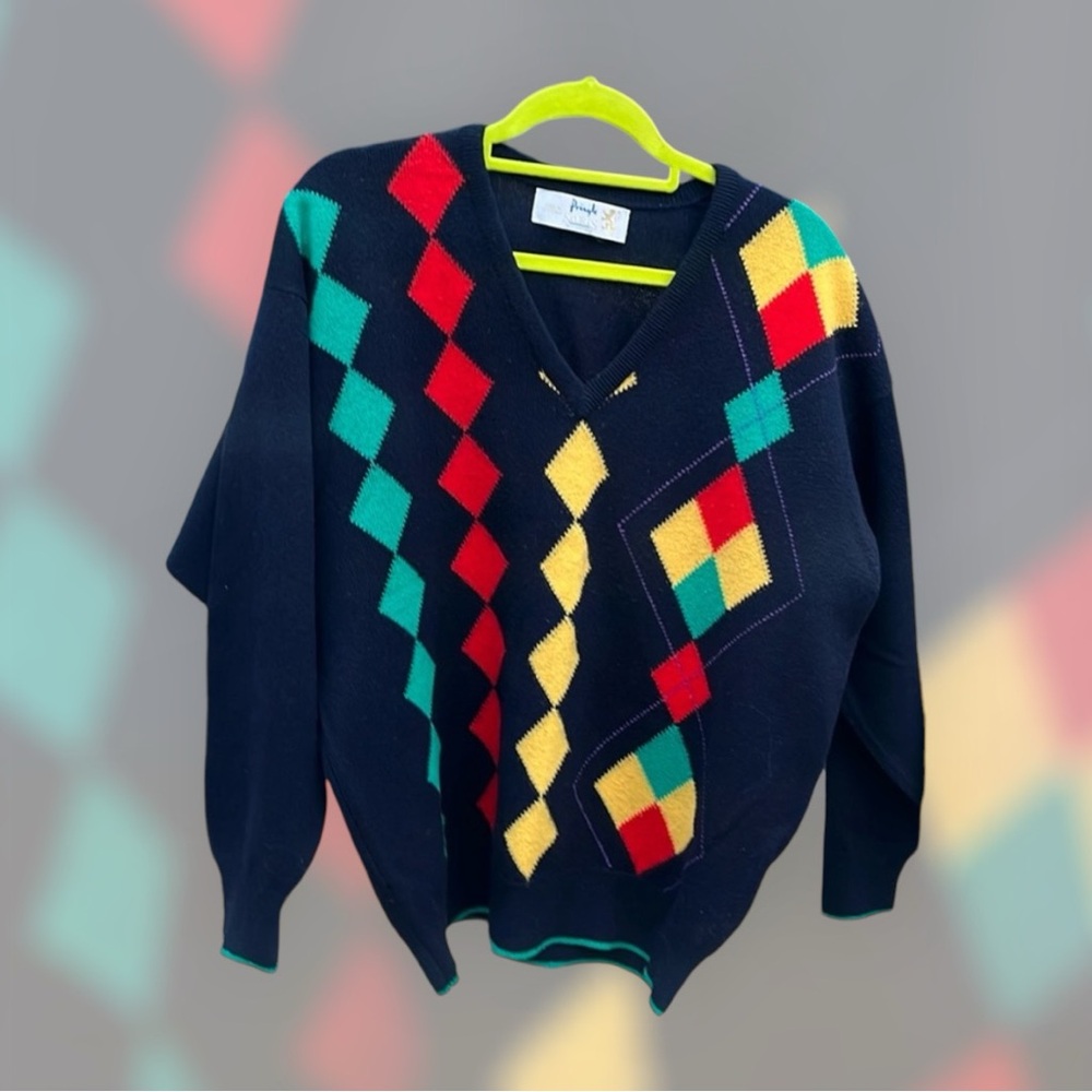 Vintage 1980's Pringle Men’s Collegite Argyle Navy Wool Sweater-Scotland Medium
